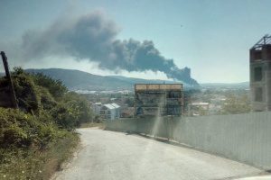Bursa'da boya fabrikasında yangın &ccedil;ıktı!