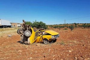 Bu otomobilden burnu bile kanamadan &ccedil;ıktı