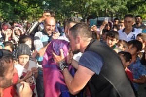 Bursa'da s&uuml;rpriz evlilik teklifine olumlu cevap alamayınca hayal kırıklığı yaşadı
