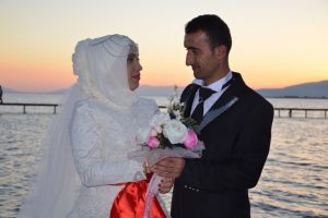 Bursa'da belediye başkanından engelli personele d&uuml;ğ&uuml;n
