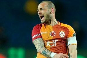 Sneijder, Dursun &Ouml;zbek'i &ccedil;ıldırttı!