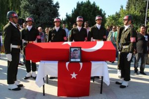 Bursalı şehit ve silah arkadaşı i&ccedil;in t&ouml;ren d&uuml;zenlendi