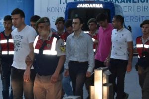 6 ilde FET&Ouml; operasyonun: 14 astsubay g&ouml;zaltında