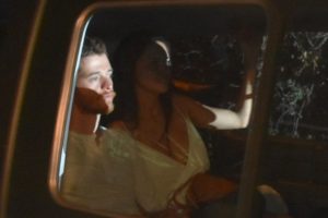 Adriana Lima ve Metin Hara akşam yemeğinde