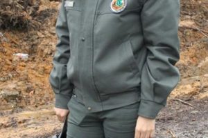Orman yangınında acil servis ekibini silahla tehdit etti!