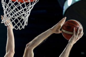 Anadolu Efes Josh Adams'ı kadrosuna kattı
