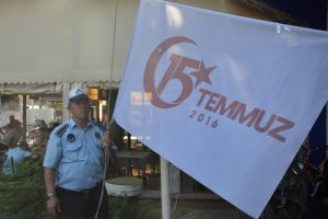 Bursa'da 15 Temmuz bayrakları g&ouml;ndere &ccedil;ekildi