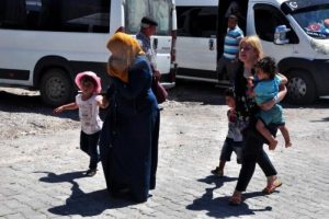 &Ccedil;anakkale'de 40 ka&ccedil;ak yakalandı