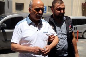 Eski rekt&ouml;r Ulu&ccedil;am tutuklandı