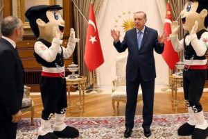 Cumhurbaşkanı Erdoğan'a s&uuml;rpriz ziyaret