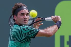 Federer zorlanmadan yarı finale y&uuml;kseldi