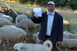 Manisalı &ccedil;obana ge&ccedil;mediği k&ouml;pr&uuml;den ceza!