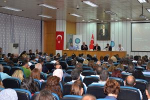 Bursa'da akademisyenler '15 Temmuz Kahramanlık Destanı'nı anlattı