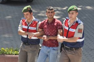 Bursa'da taksi gasp&ccedil;ısı 110 g&uuml;venlik kamerası incelenerek yakalandı