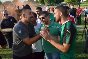 Bursasporlu taraftarlardan takıma moral ziyareti