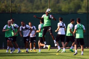 Beşiktaş, hazırlıklarını s&uuml;rd&uuml;rd&uuml;