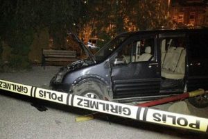 Babasının aracını ka&ccedil;ıran &ccedil;ocuk dehşet sa&ccedil;tı