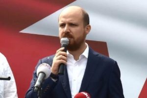 Bilal Erdoğan: İ&ccedil;imizdeki hainler ayaklarını denk alsınlar