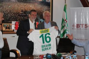 BTSO, Bursaspor'a 20 bin kombine s&ouml;z&uuml; verdi