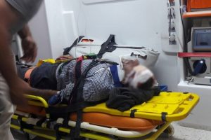 Yolcu minib&uuml;s&uuml; u&ccedil;uruma yuvarlandı: 3 &ouml;l&uuml;, 10 yaralı