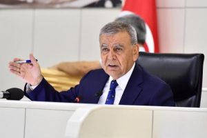 Başkan Kocaoğlu'nun Mavişehir tepkileri s&uuml;r&uuml;yor