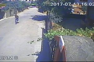 Kapka&ccedil; yaptı, &ccedil;eşmede y&uuml;z&uuml;n&uuml; yıkarken yakalandı