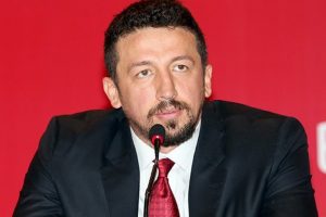 Hidayet T&uuml;rkoğlu, 15 Temmuz mesajı yayınladı