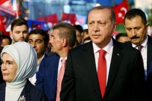 Erdoğan, şehidin ikizini yanına koruma olarak aldı