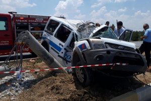 Uşak'ta kaza geçiren polis şehit oldu