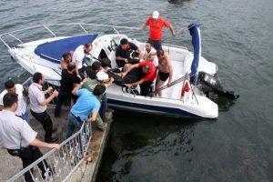 Tekne battı: 1 kayıp, 2 kişinin durumu kritik