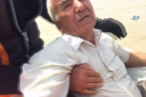 Akıntıya kapılan ara&ccedil;taki adam son anda kurtarıldı
