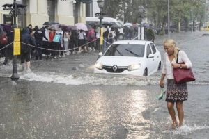 İstanbul i&ccedil;in sağanak uyarısı