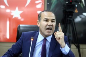 S&ouml;zl&uuml;'n&uuml;n yurt dışına &ccedil;ıkış yasağı kaldırıldı