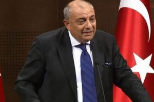 Kabine dışı kalan T&uuml;rkeş'ten a&ccedil;ıklama