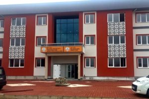 Bursa'da Yenişehirli iş adamından İneg&ouml;l'e lise