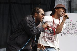 Bursa Festivali'nde Madcon sahne aldı