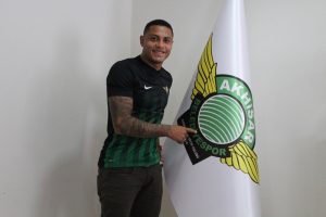 Eski Trabzonsporlu, Akhisar Belediyespor'da