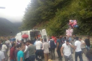 Ak&uuml;l&uuml; motosiklet kazası: 1 &ouml;l&uuml;, 1 yaralı