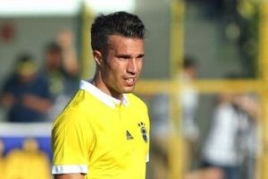 Robin van Persie'ye Hollanda'dan kanca