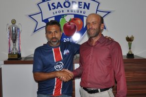Eski Bursasporlu amat&ouml;re transfer oldu
