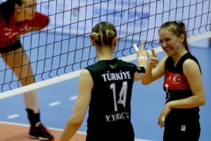 Kadın Voleybol Milli Takımı &ccedil;eyrek finalde!
