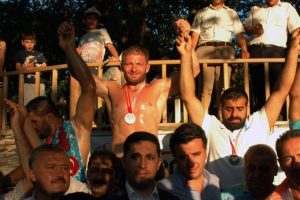 Sarı Fırtına, Kırkpınar'dan sonra Beşpınar'ın da Başpehlivanı