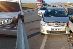 Otoyolda kan donduran kaza!