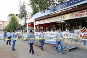 Alkol tartışması kanlı bitti: 2 yaralı