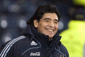 Maradona, VAR'a destek verdi