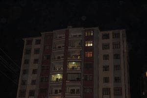 Alkol alıp "intihar edeceğim" diye bağırınca ekipler seferber oldu