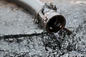 Petrol 7 haftanın zirvesinden y&uuml;kseldi