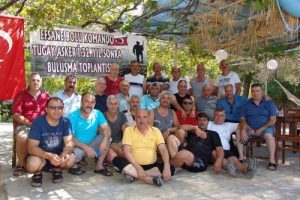 Kanseri yenen gurbet&ccedil;iye 32 yıllık vefa!