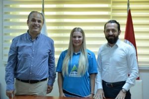 Bursa B&uuml;y&uuml;kşehir Belediyespor'dan masa tenisinde transfer