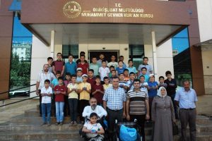 Mavi kapaklarla binlerce engellinin hayalini ger&ccedil;ekleştirdi